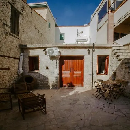 Apartman Rustic Elegance In *