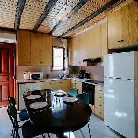 Rustic Elegance In Apartment Omodos