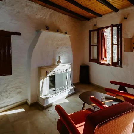 Rustic Elegance In Apartment