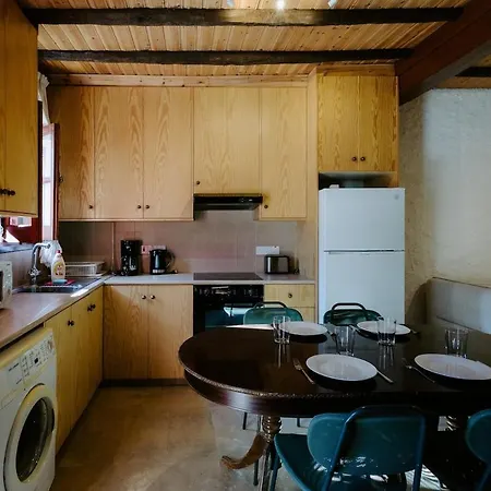 Rustic Elegance In Omodos