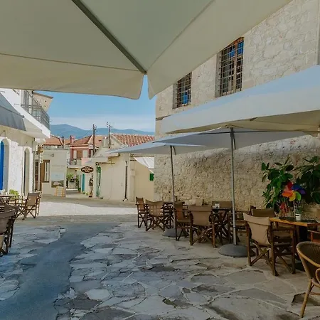 Rustic Elegance In Apartment *